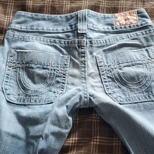 True Religion Sammy Big T capris woman’s 31